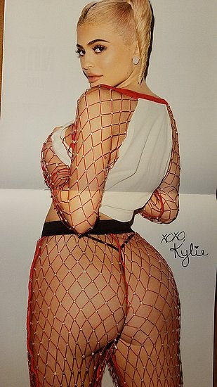 kylie_jenner_28.jpg