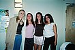 loads_of_girls_056.jpg
